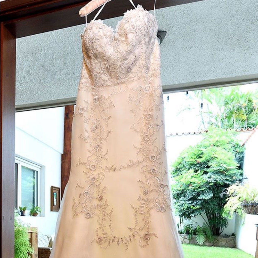 Reem acra wedding dress -  2009